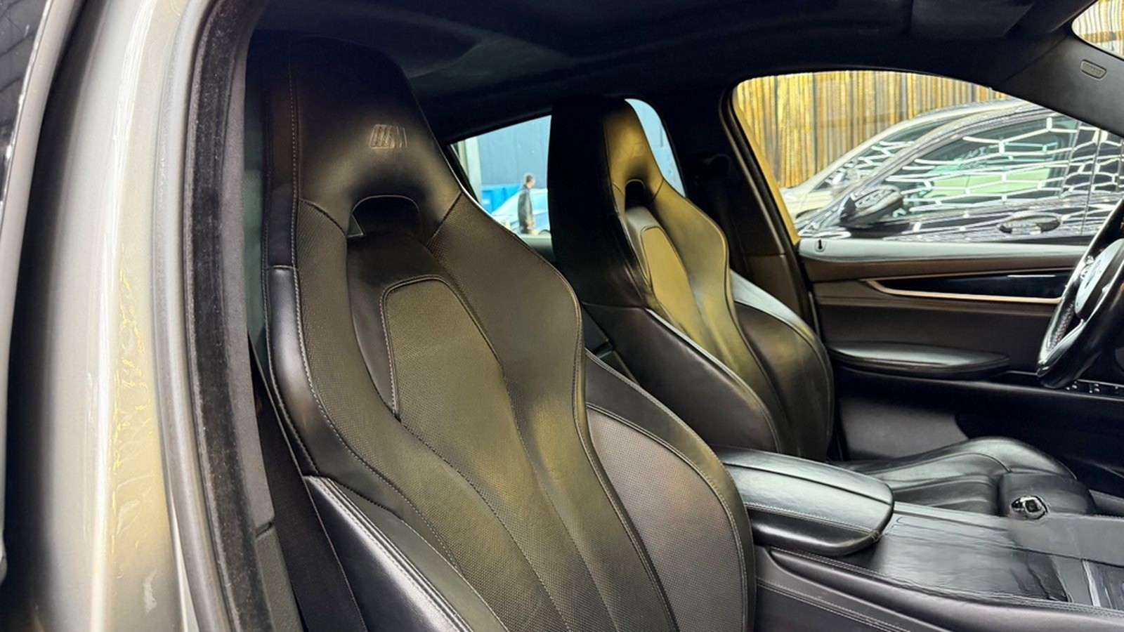 BMW X6 M Basis foto 31