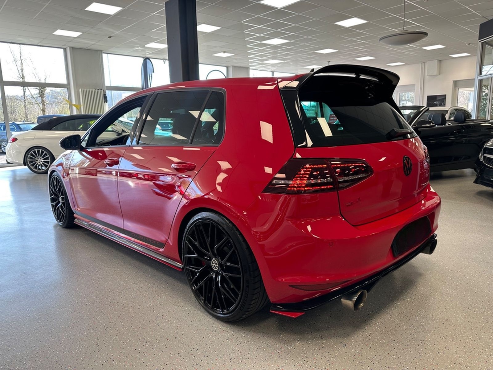 Volkswagen Golf VII GTI Clubsport|1HD|APR 346PS|H&R|BullX foto 12