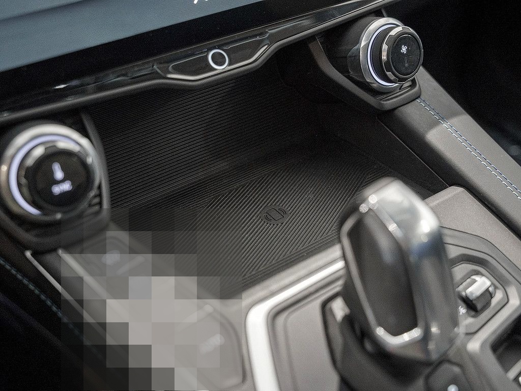 Lynk&Co 01 1.5 TD PHEV 360-GRAD-KAMERA PANORAMADACH ACC foto 14