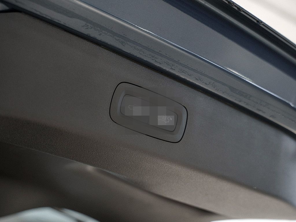 Lynk&Co 01 1.5 TD PHEV 360-GRAD-KAMERA PANORAMADACH ACC foto 22