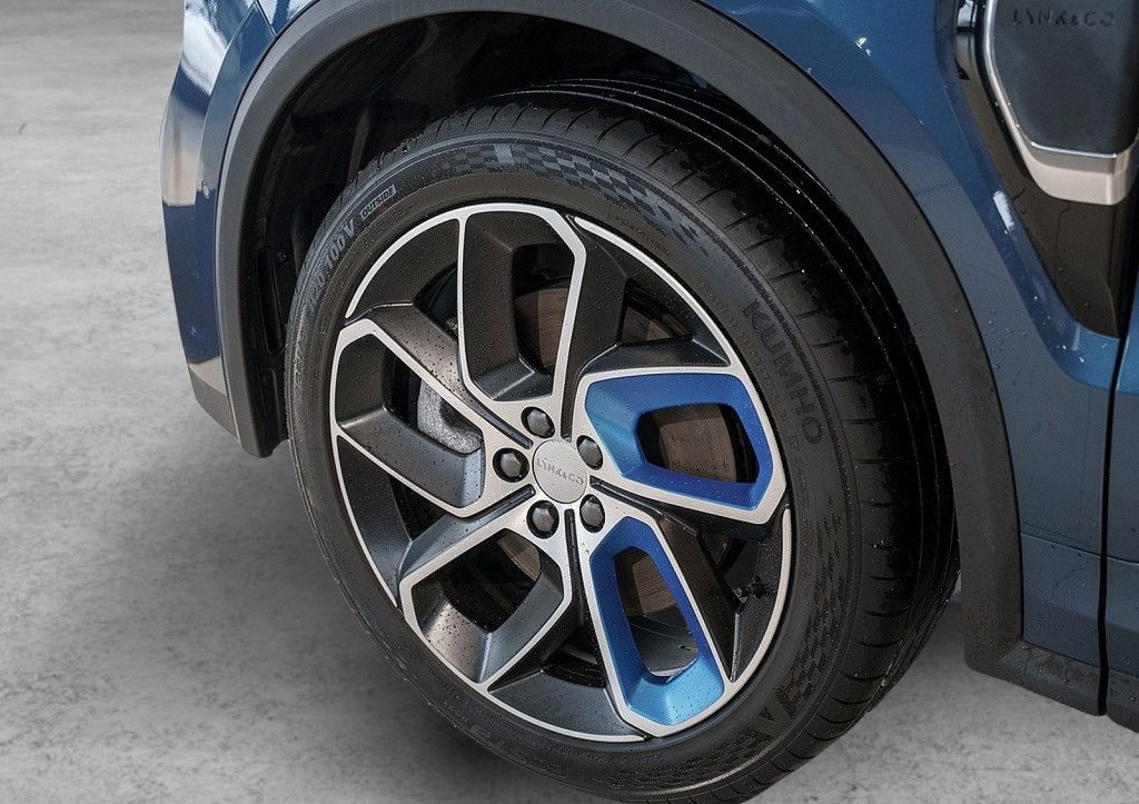 Lynk&Co 01 1.5 TD PHEV 360-GRAD-KAMERA PANORAMADACH ACC foto 6