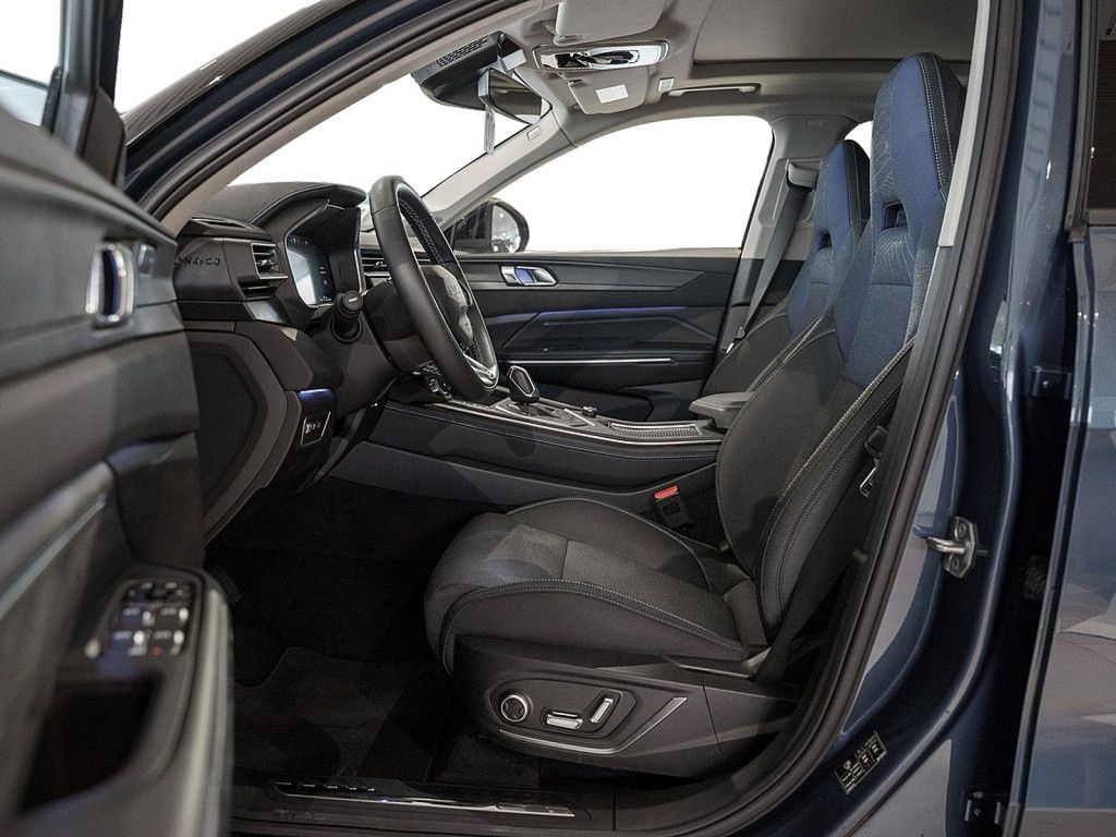 Lynk&Co 01 1.5 TD PHEV 360-GRAD-KAMERA PANORAMADACH ACC foto 7