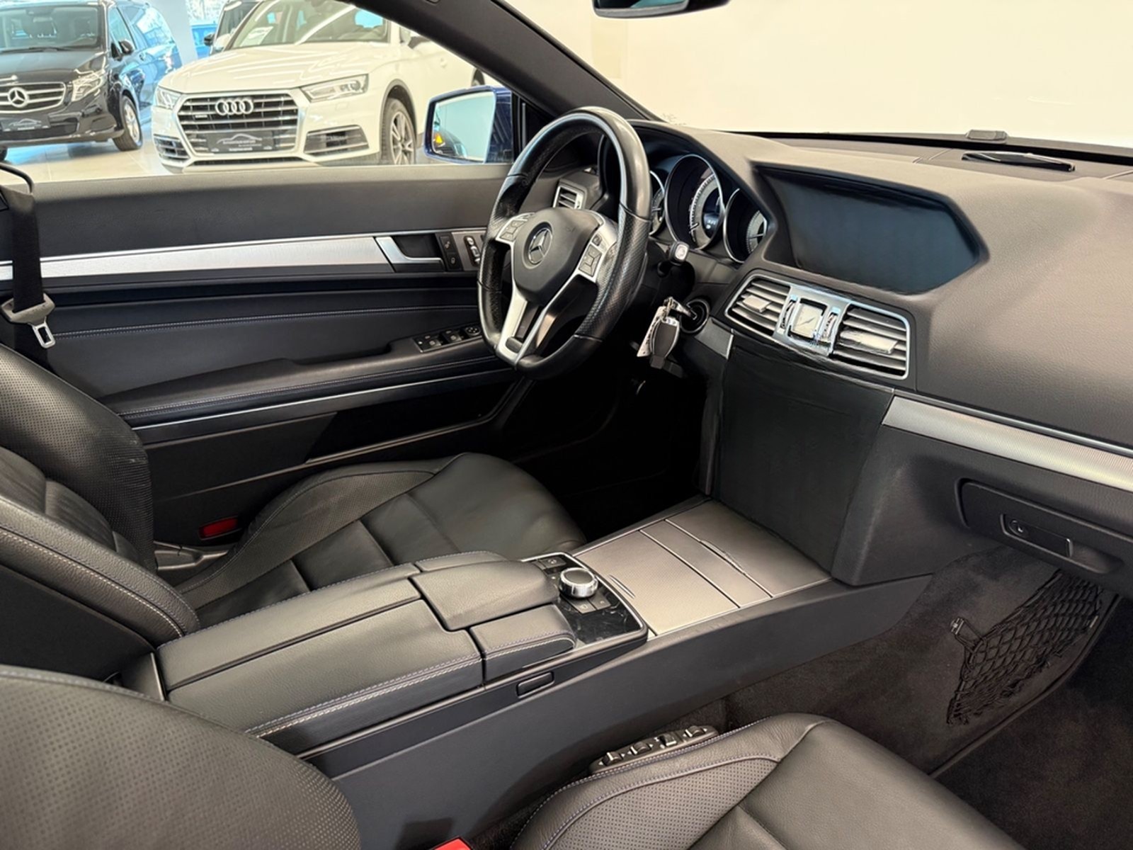 Mercedes-Benz E 320 Coupe AMG Line Sport Edition Panorama foto 35