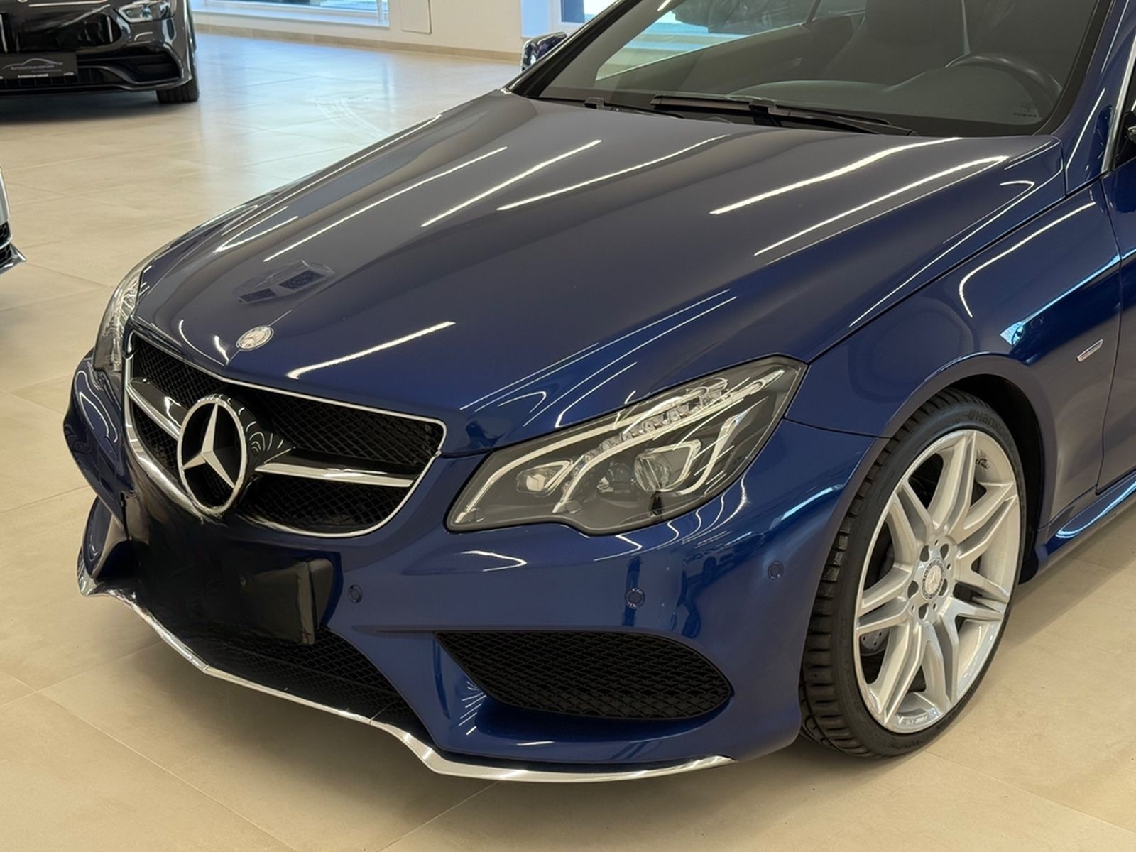 Mercedes-Benz E 320 Coupe AMG Line Sport Edition Panorama foto 6