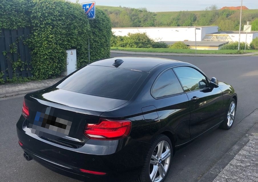 BMW 220i Coupé Sport Line foto 2