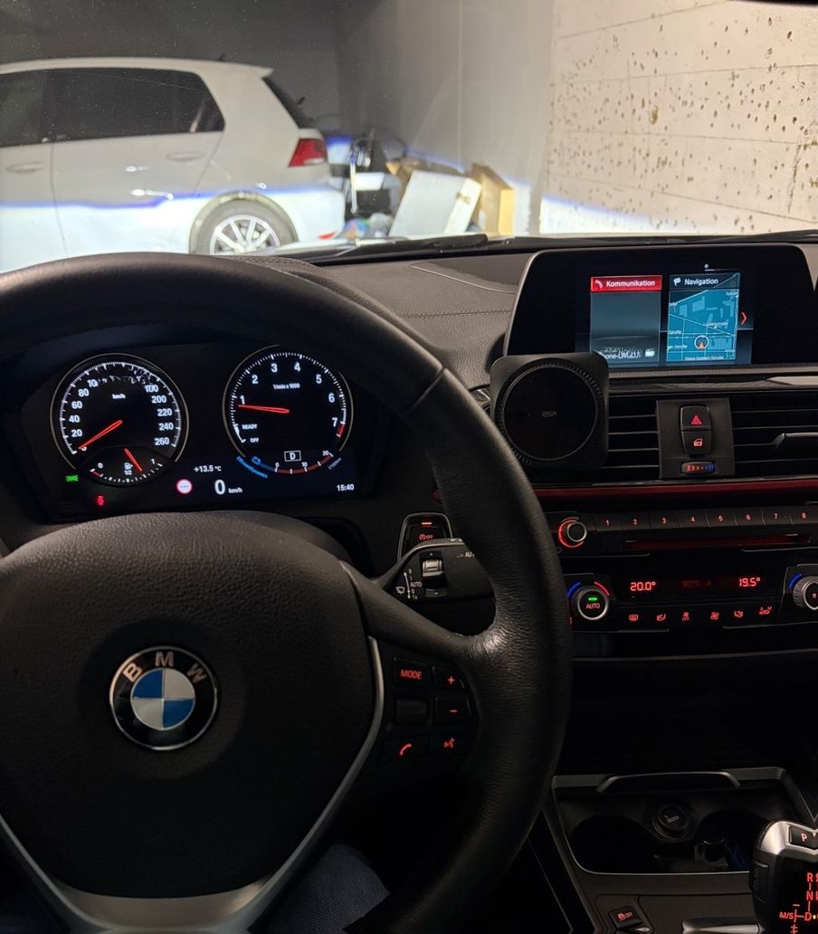 BMW 220i Coupé Sport Line foto 12
