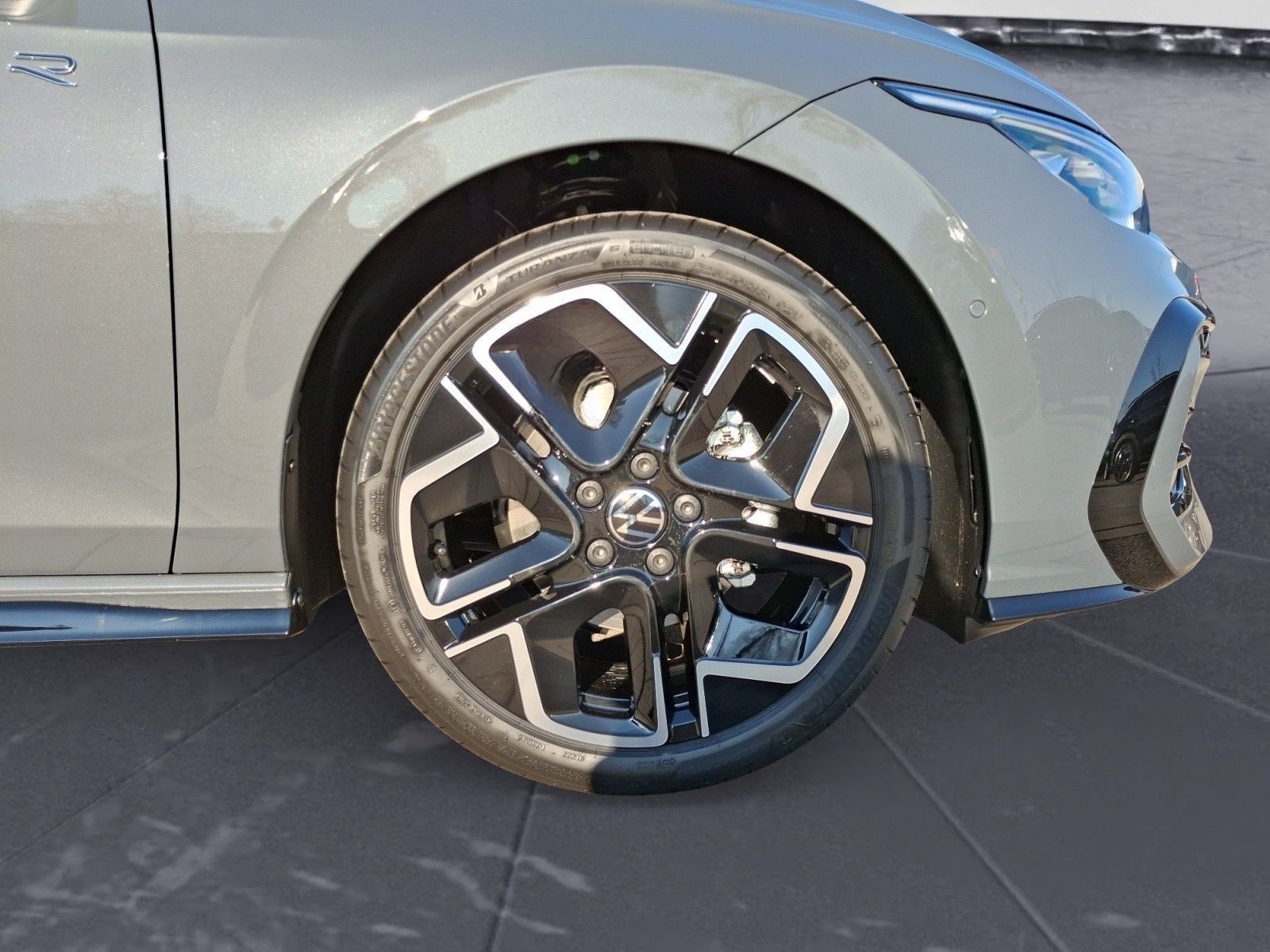 Volkswagen Golf R-Line 1,5 l eTSI OPF (150 P S) 7-Gang-Dopp foto 11