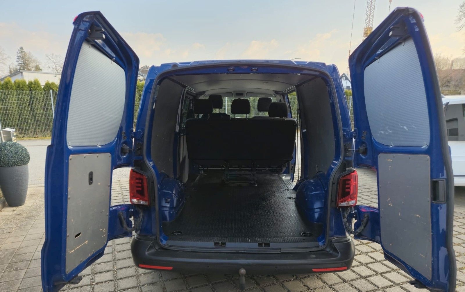 Volkswagen T6.1 Kombi LR 4MOTION/Standheiz./ACC/AHK/5-Sitz. foto 8