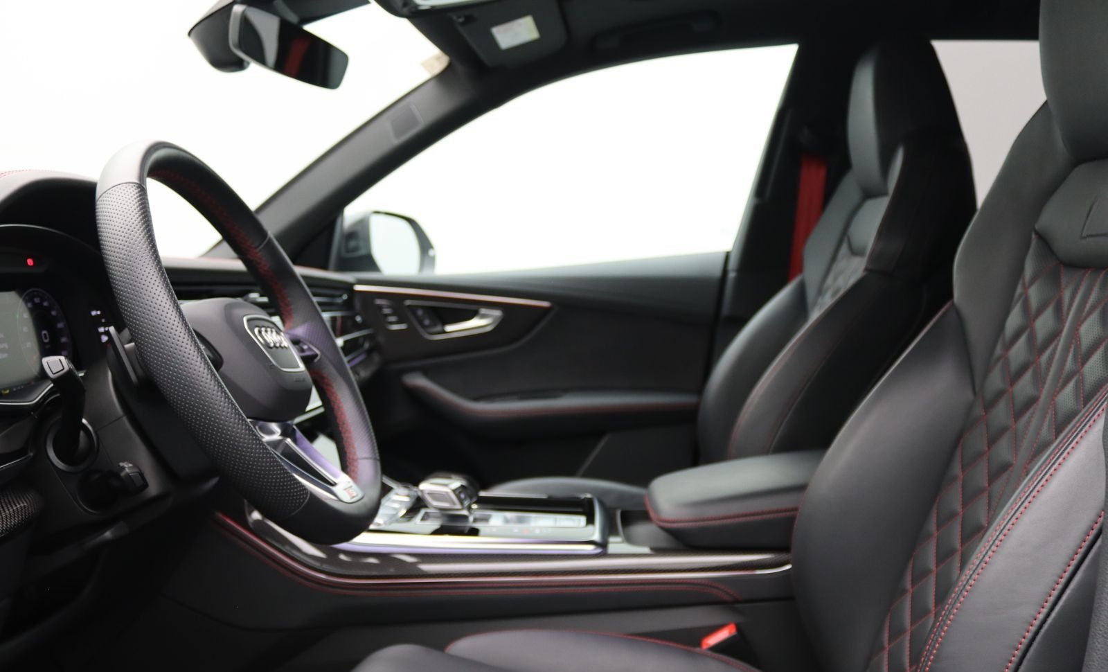 Audi Q8 competition+ 50 TDI quattro / Pano, AHK, B&O foto 11