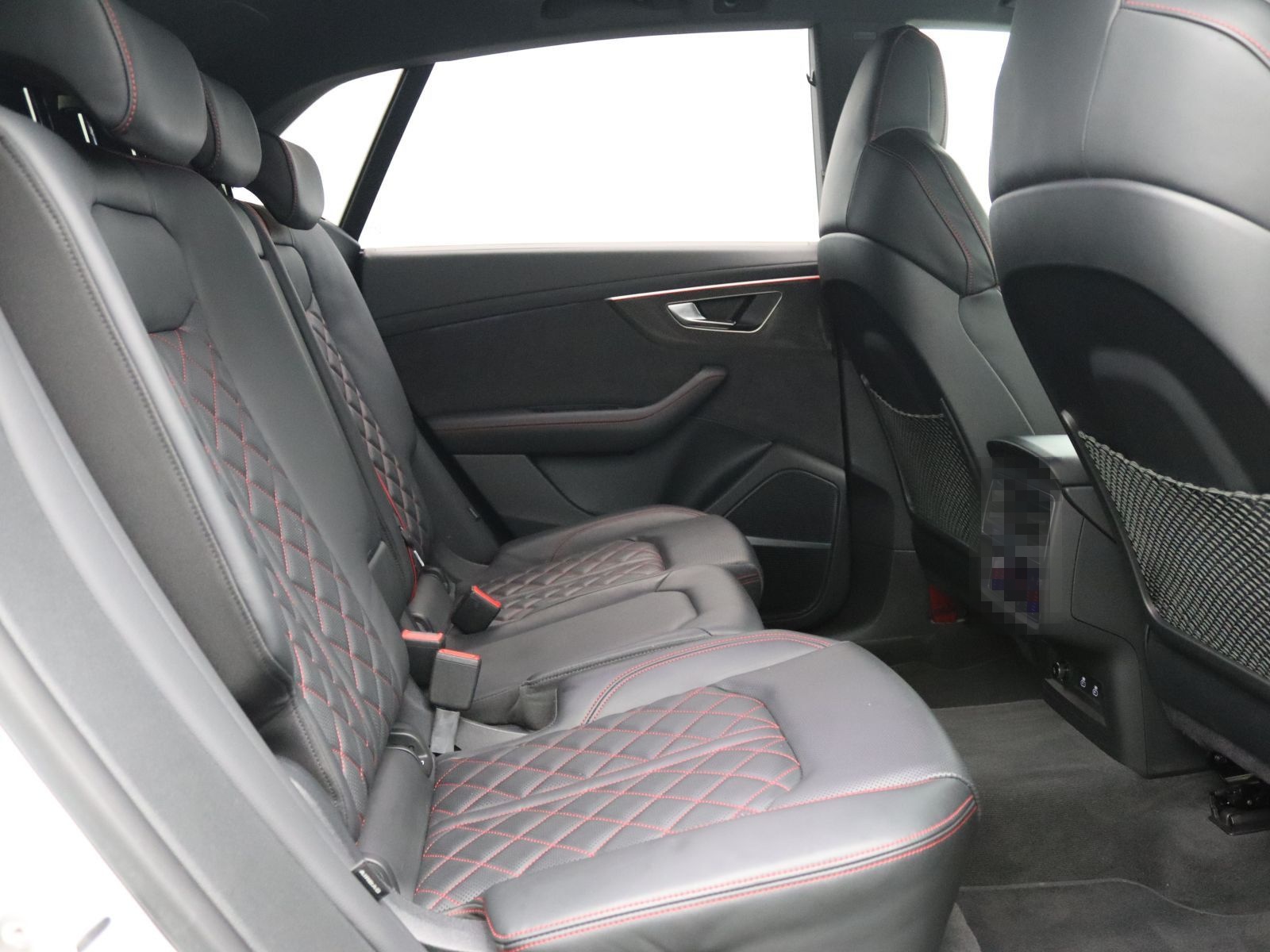 Audi Q8 competition+ 50 TDI quattro / Pano, AHK, B&O foto 9