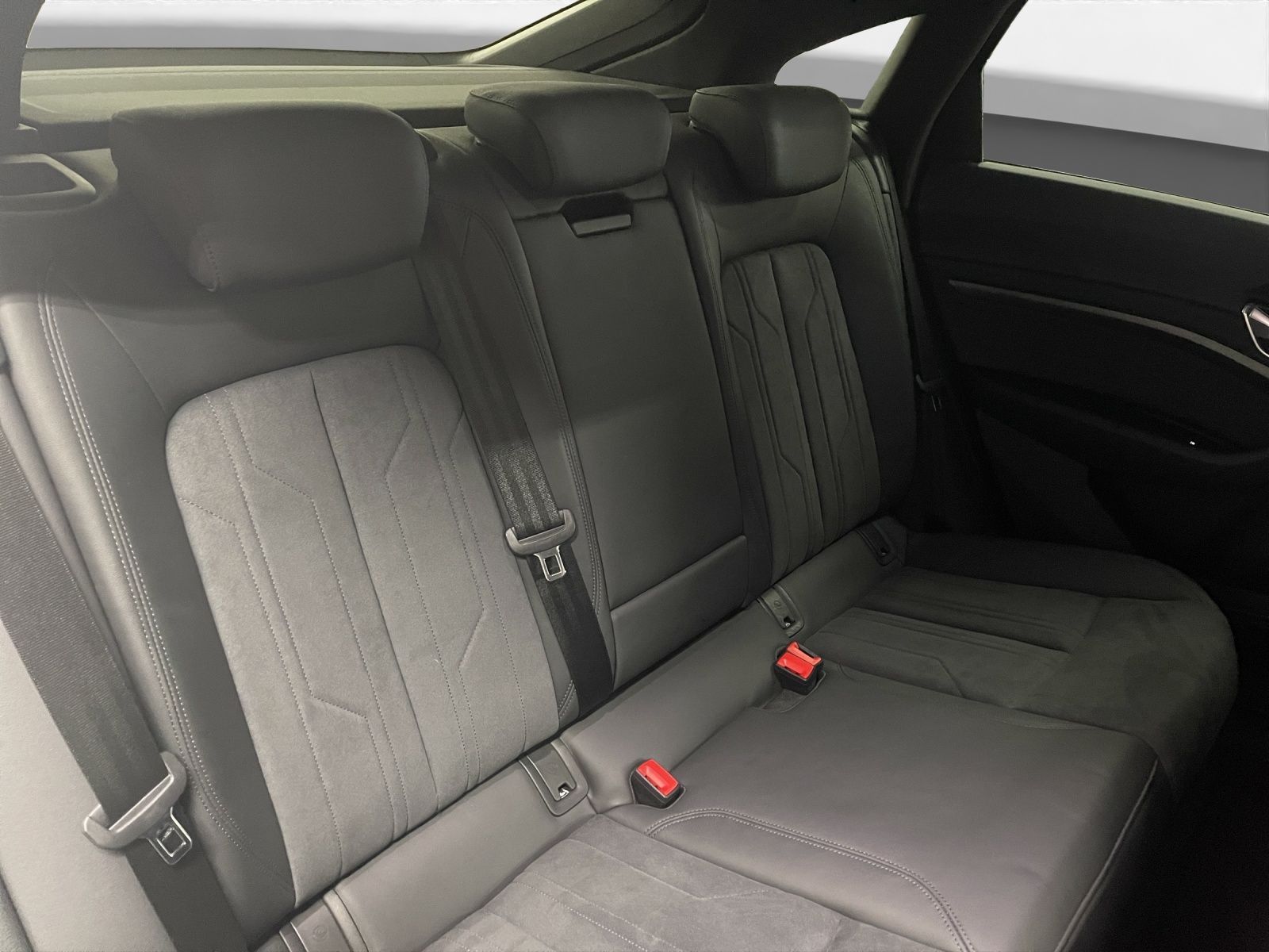 Audi e-tron sportback 55 qu. advanced AHK LED LM 21" foto 18