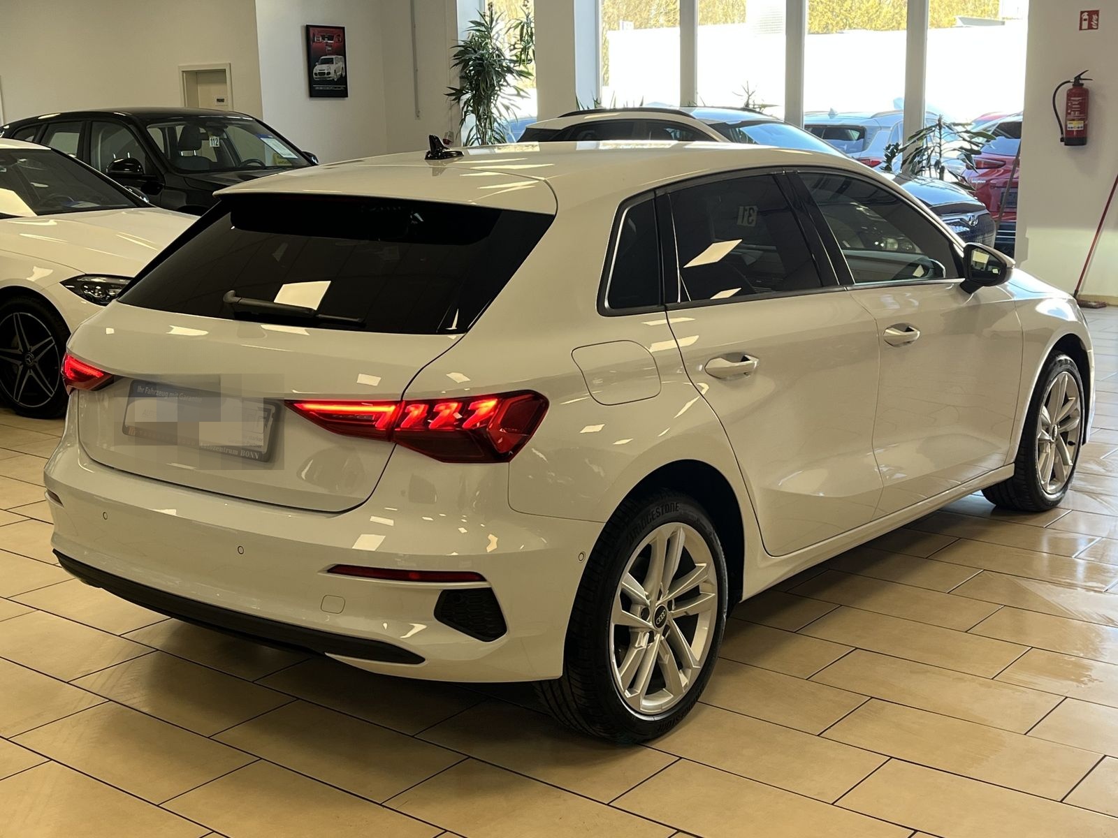 Audi A3 40 TFSI e S-Line*CarPlay*ACC*R-Cam*LED*SHZ*1H foto 4