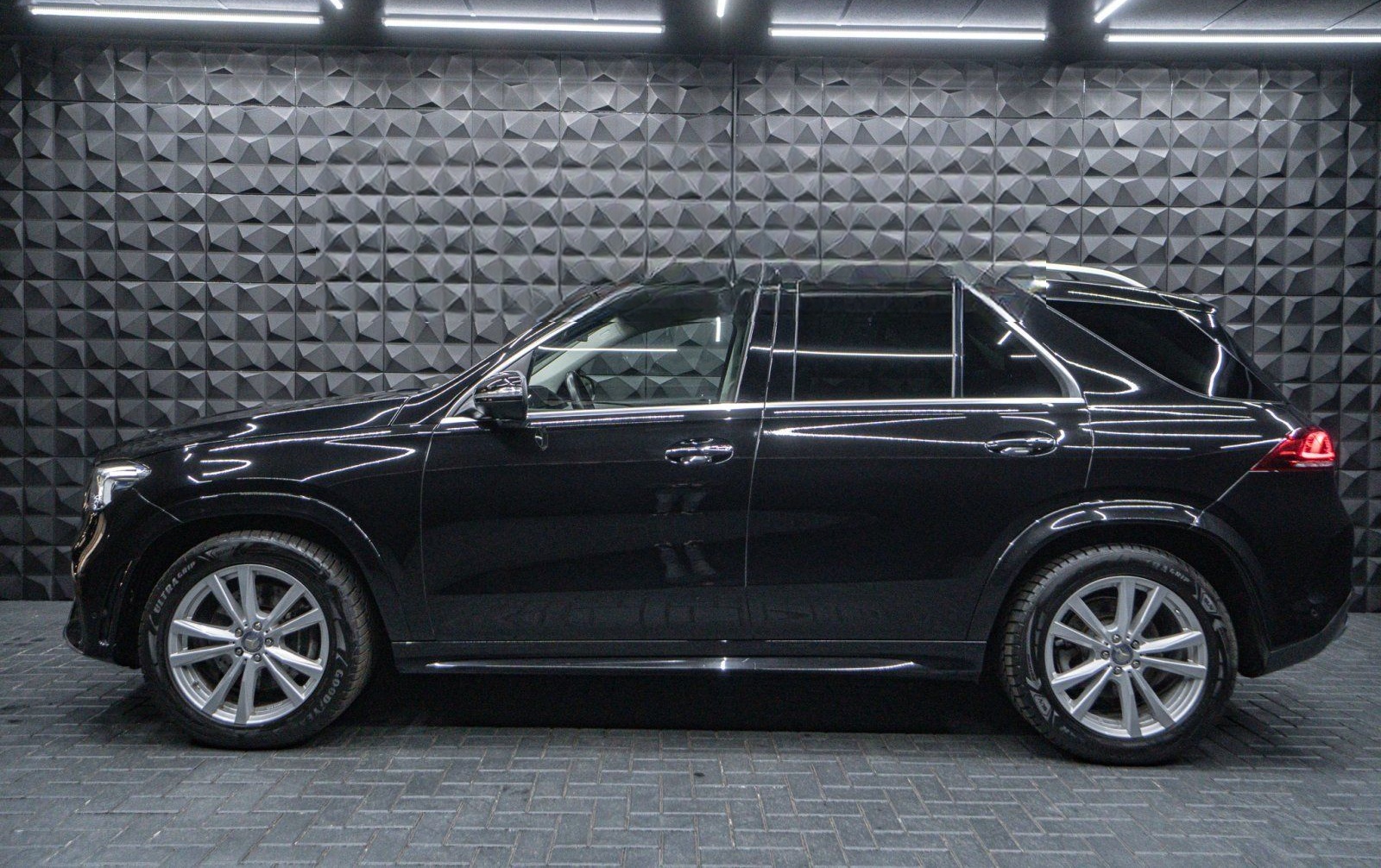 Mercedes-Benz GLE 400d AMG 4Matic Luft Pano Burmer AHK foto 4