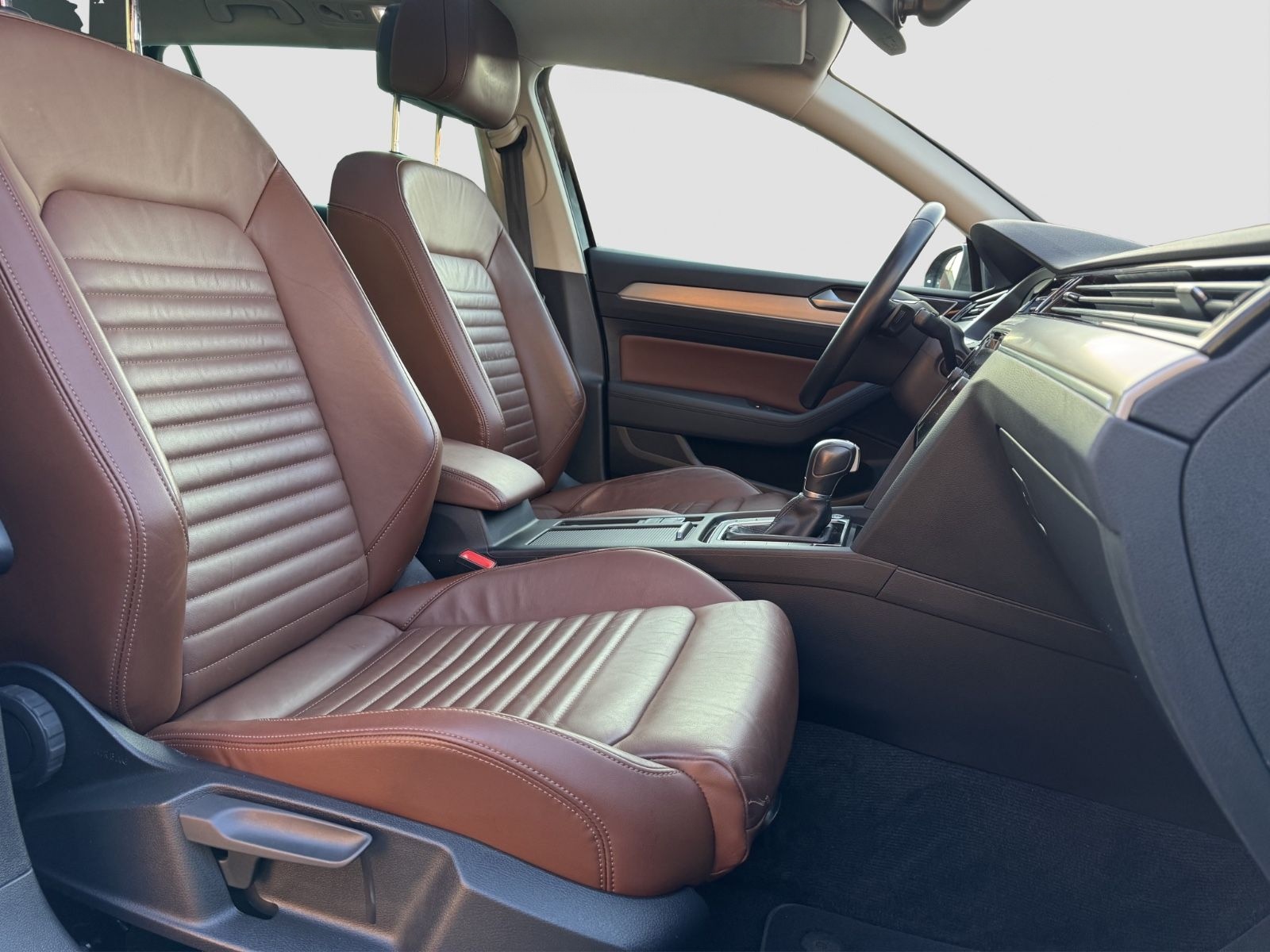 Volkswagen Passat Highline/R Line/Kamera/Leder/Panorama/ACC foto 12