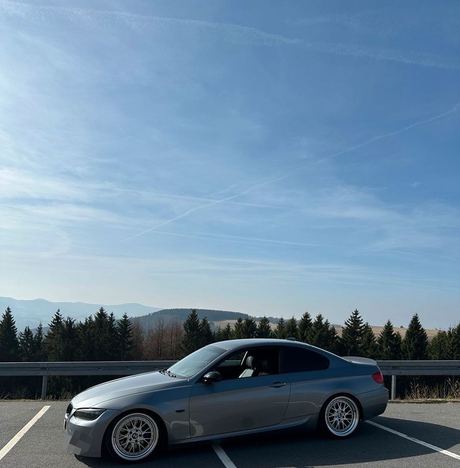 BMW E92 335i N54 Alcantara M-Paket Spacegrau foto 3