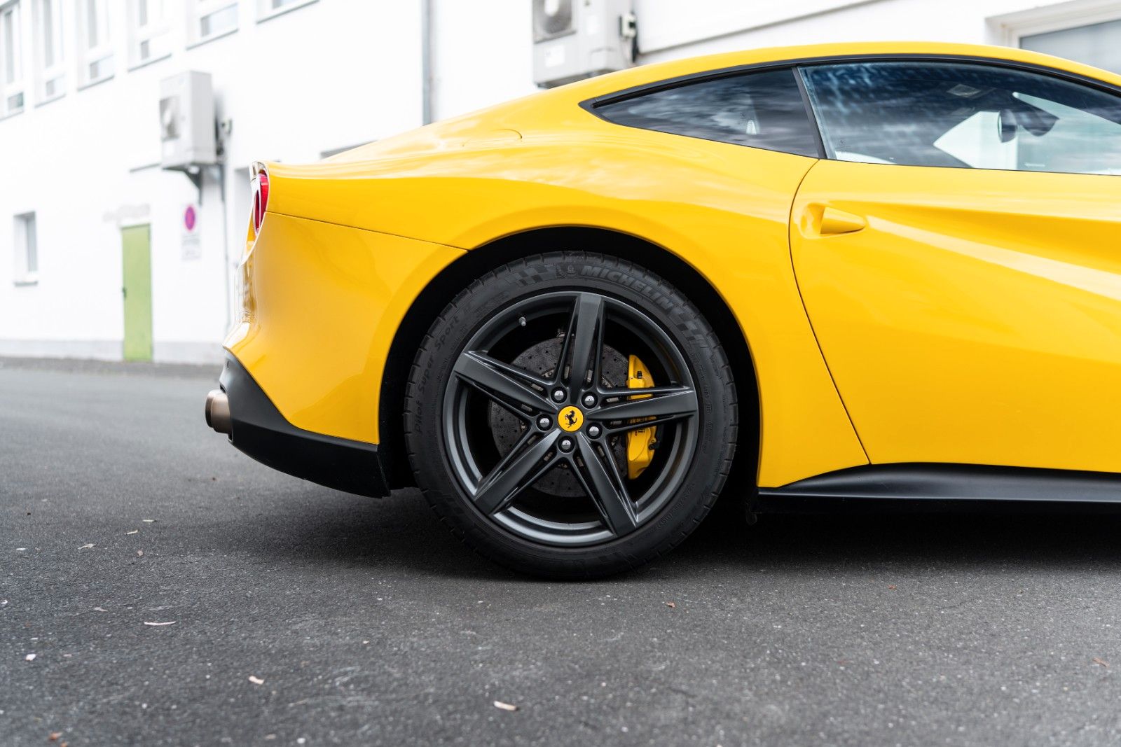 Ferrari F12 Berlinetta Giallo Modena *MwSt./Scheckheft* foto 11