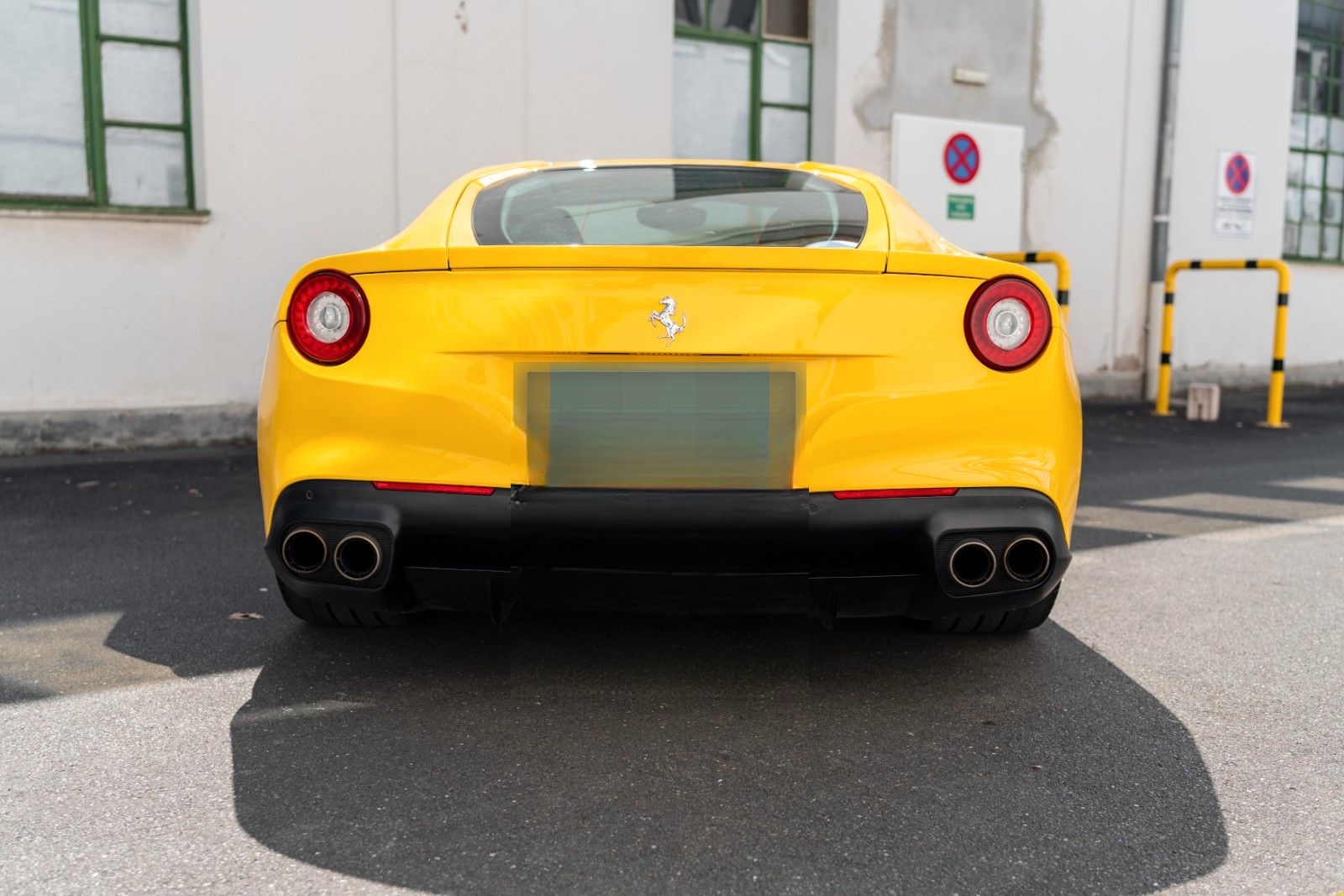 Ferrari F12 Berlinetta Giallo Modena *MwSt./Scheckheft* foto 21