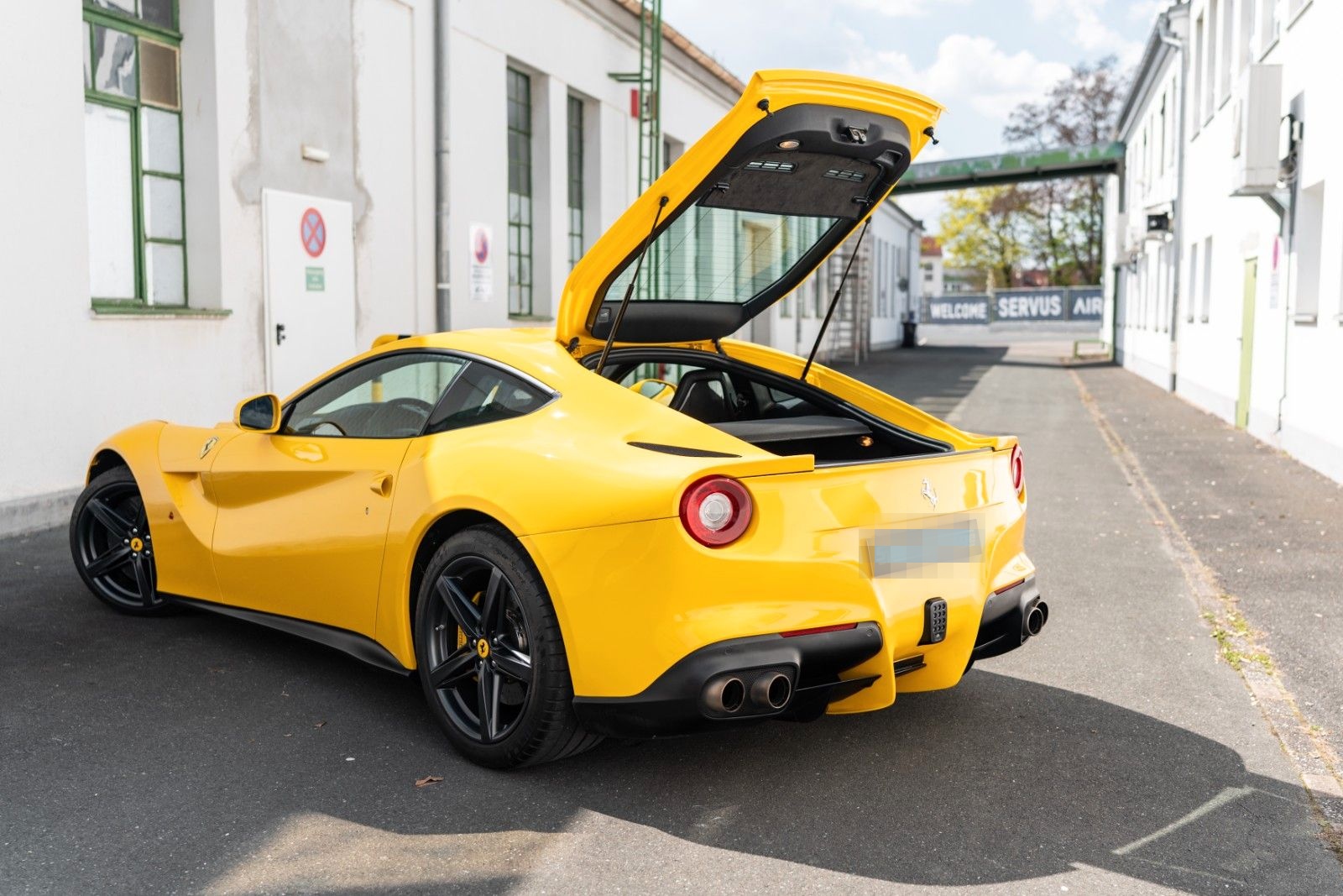 Ferrari F12 Berlinetta Giallo Modena *MwSt./Scheckheft* foto 24