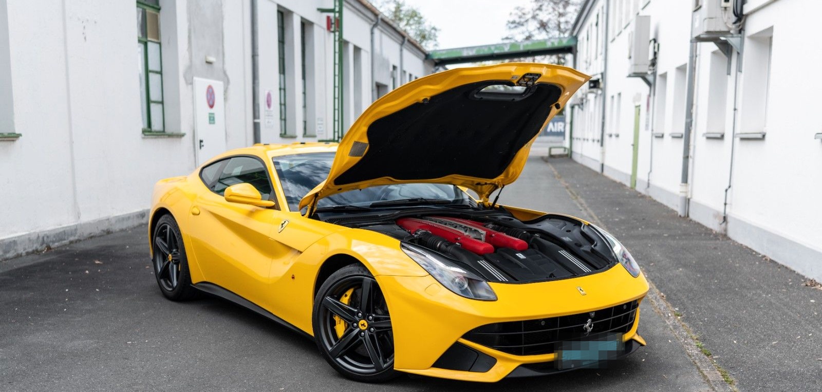Ferrari F12 Berlinetta Giallo Modena *MwSt./Scheckheft* foto 4