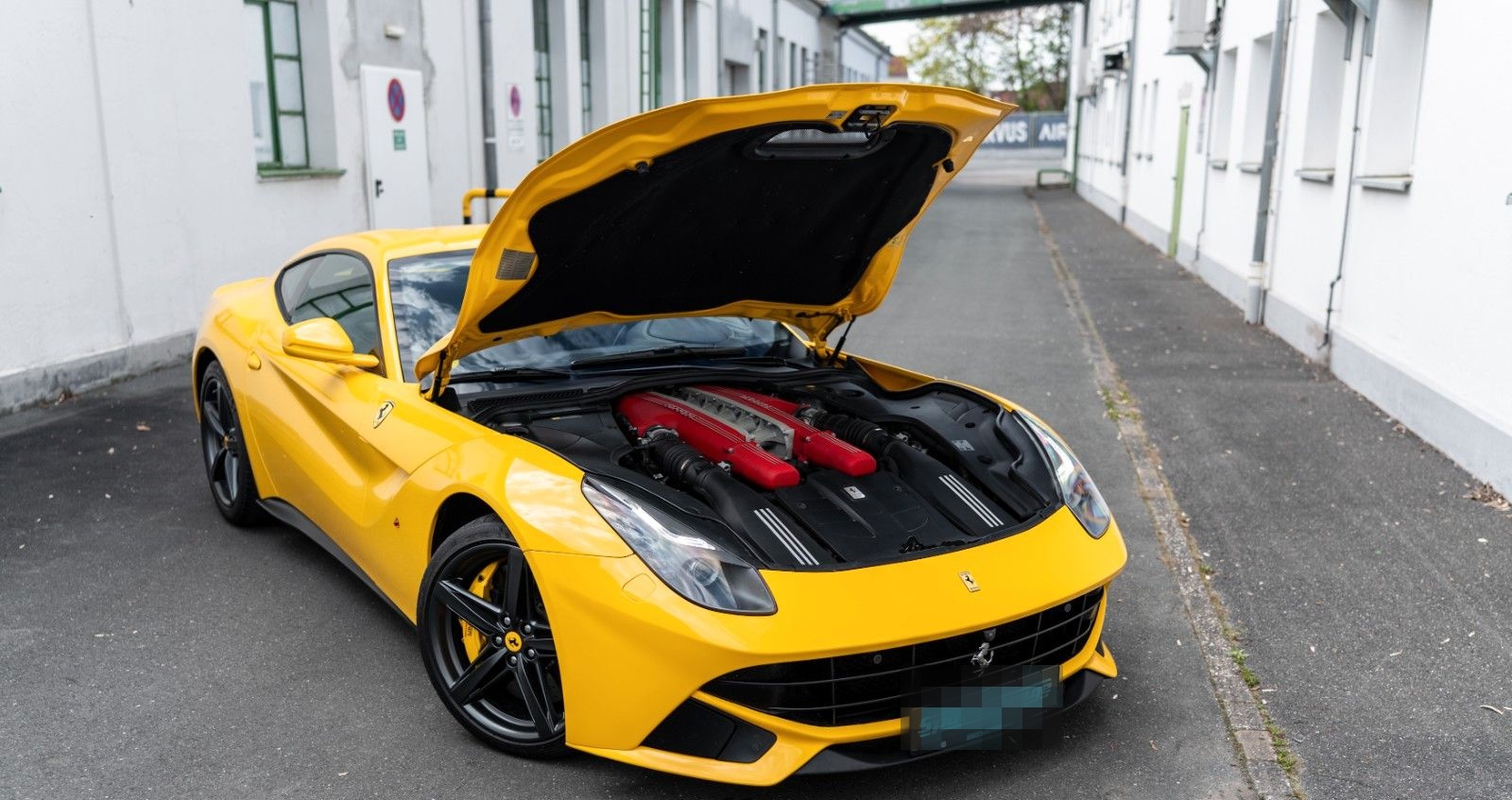 Ferrari F12 Berlinetta Giallo Modena *MwSt./Scheckheft* foto 5