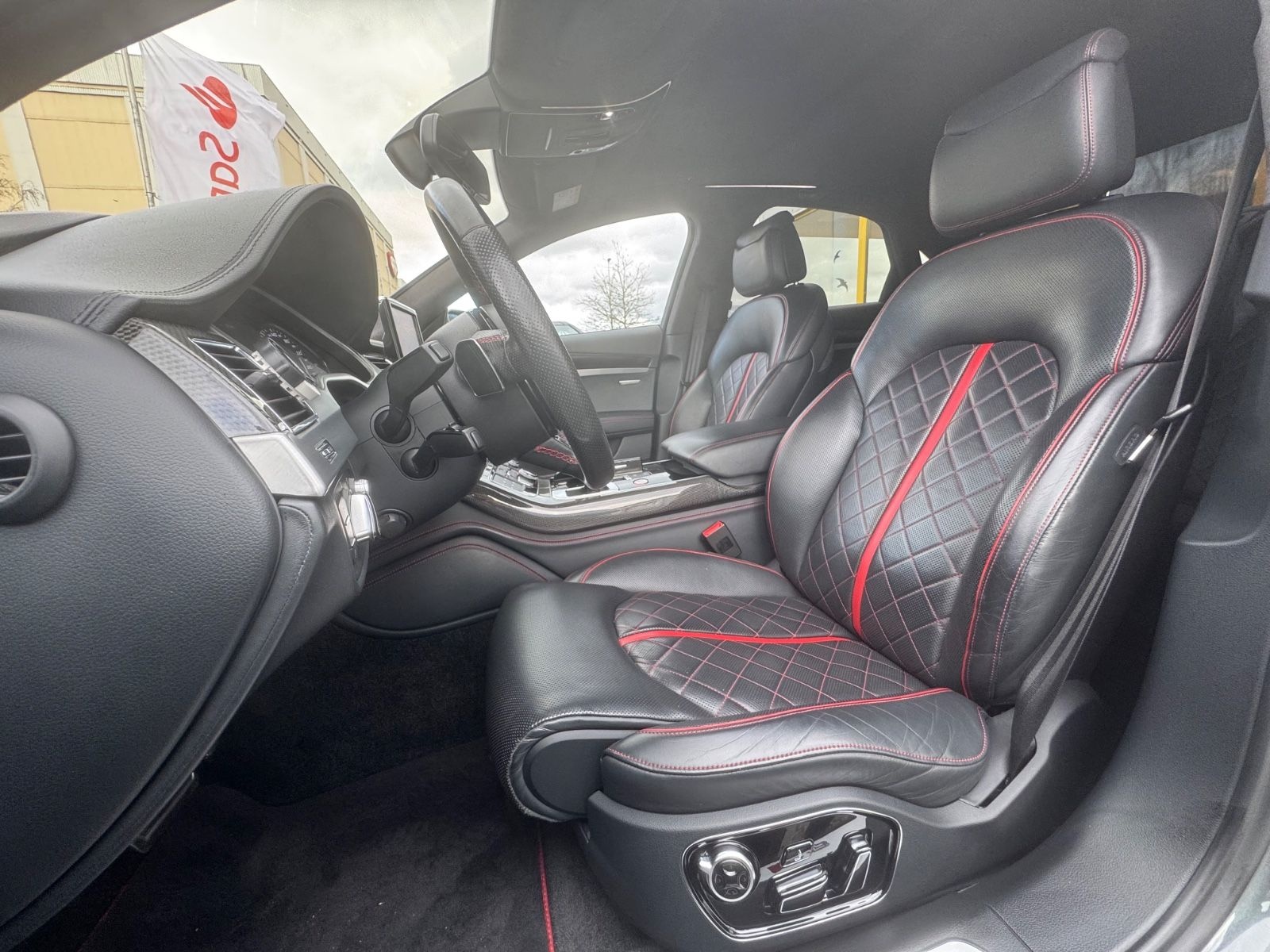 Audi S8 4.0 TFSI qu/20"/SOFTC/STHZG/B&O/CARBON/SITZBE foto 16