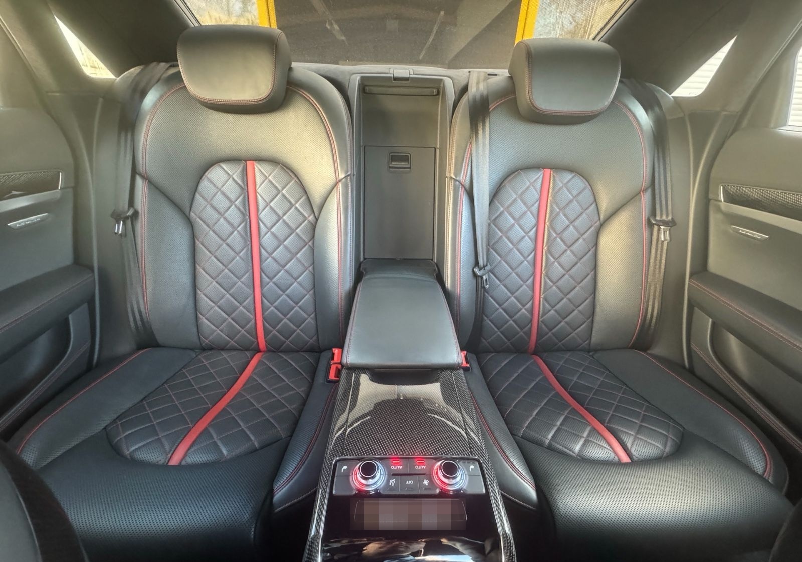 Audi S8 4.0 TFSI qu/20"/SOFTC/STHZG/B&O/CARBON/SITZBE foto 21