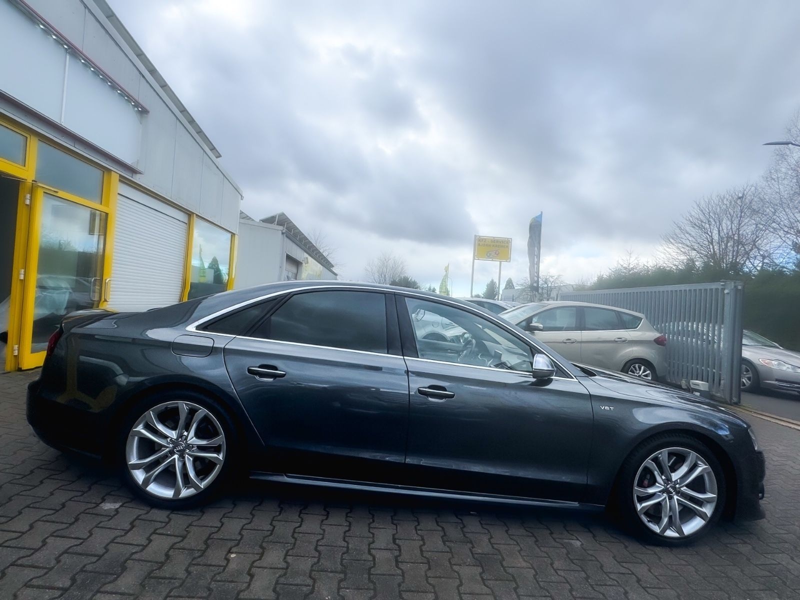 Audi S8 4.0 TFSI qu/20"/SOFTC/STHZG/B&O/CARBON/SITZBE foto 10