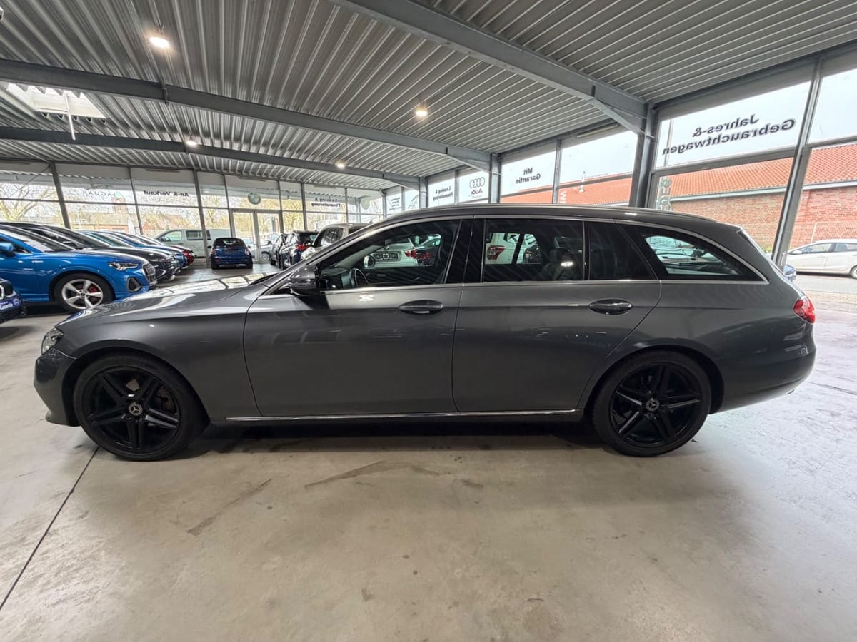 Mercedes-Benz E 200 d T-Modell Avantgarde Navi LED Kamera TotW foto 4