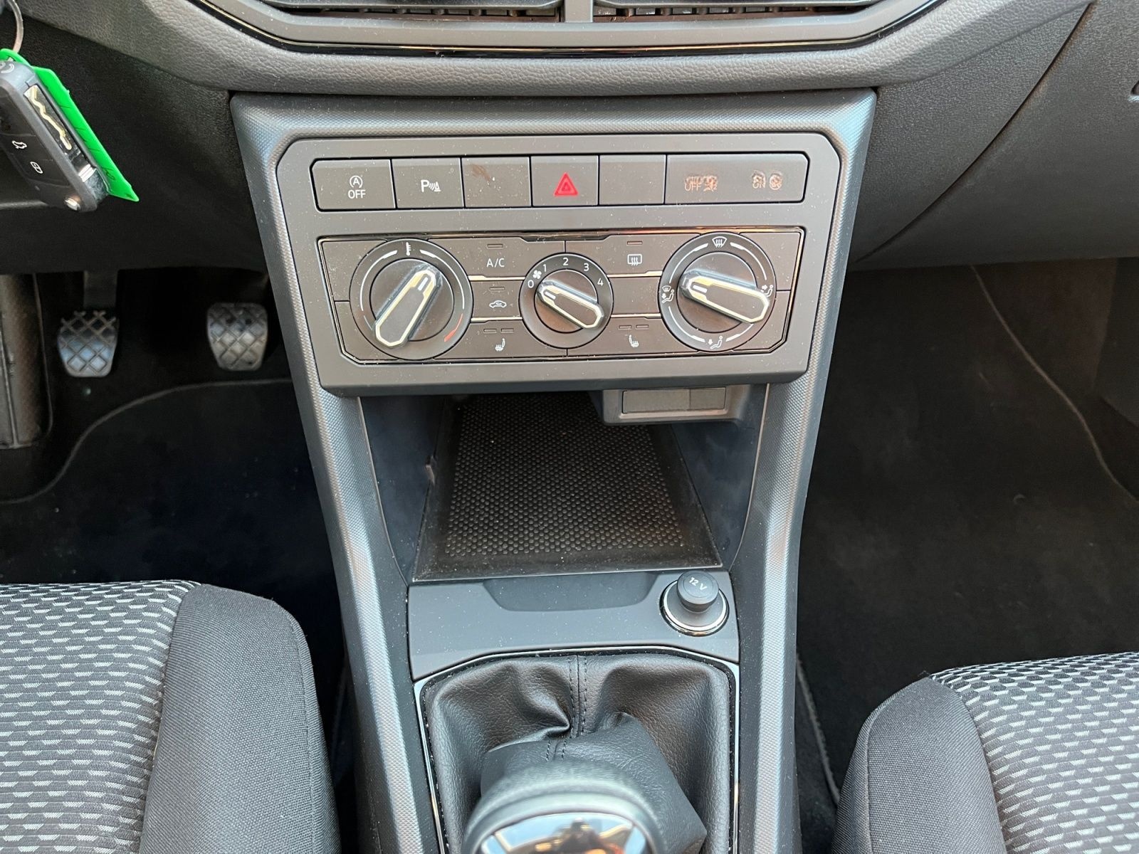 Volkswagen T-Cross 1.0 TSI LED Sitzheizung foto 9