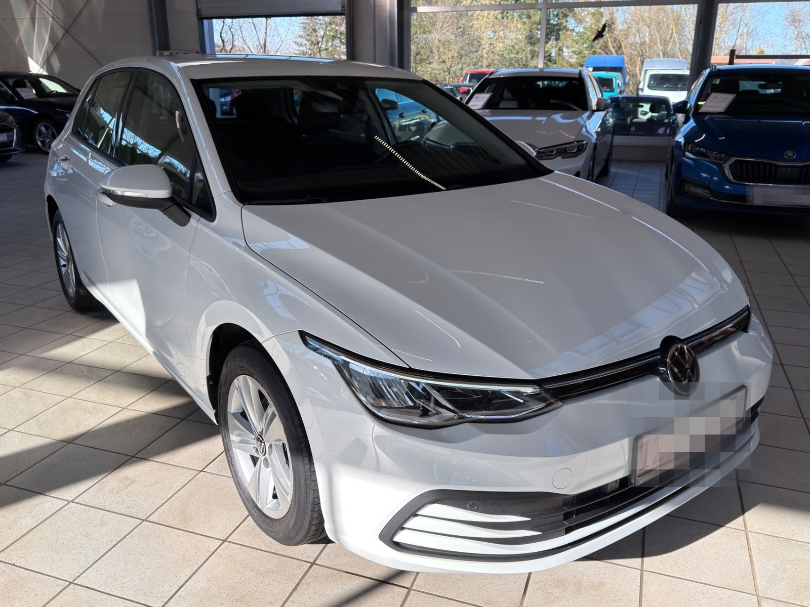 Volkswagen Golf VIII 2.0 TDI SCR DSG Lim./1Hd./LED/Klima foto 10