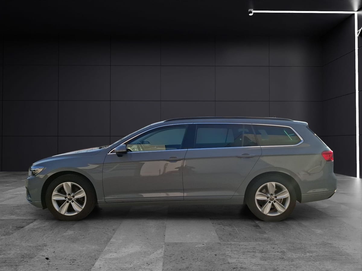 Volkswagen Passat Variant TSI Business DSG Matrix Standhzg foto 2