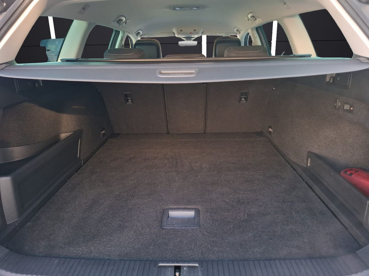 Volkswagen Passat Variant TSI Business DSG Matrix Standhzg foto 13