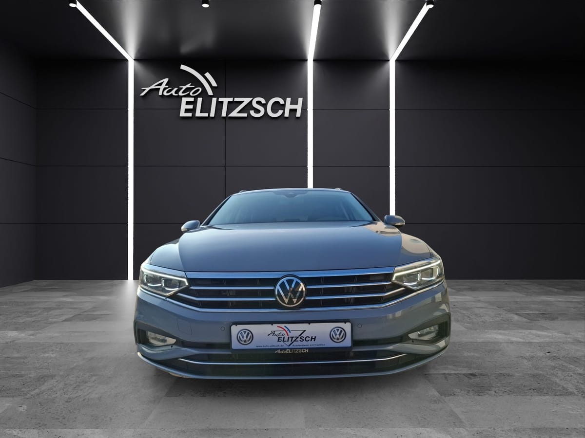 Volkswagen Passat Variant TSI Business DSG Matrix Standhzg foto 8