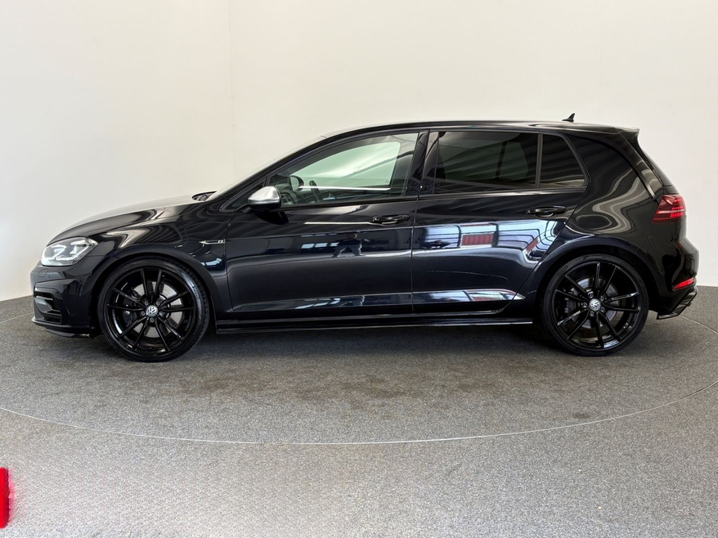Volkswagen Golf R VII 2.0 TSI 4Mo DSG 19 LED NAVI PDC ACC foto 3