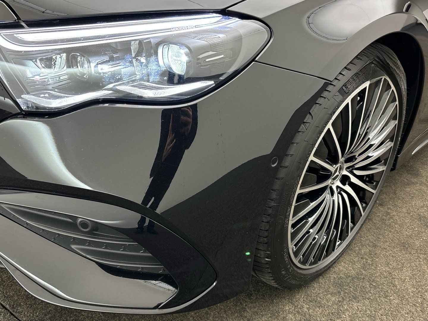 Mercedes-Benz E 220 d T AMG Night Digital-Light Pano 360° AHK foto 7