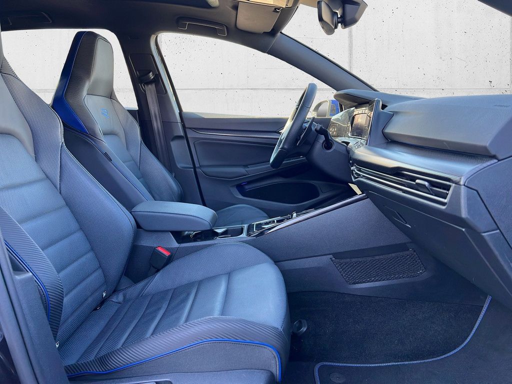 Volkswagen Golf VIII 2.0 TSI R Performance MATRIX-LED PANO foto 12
