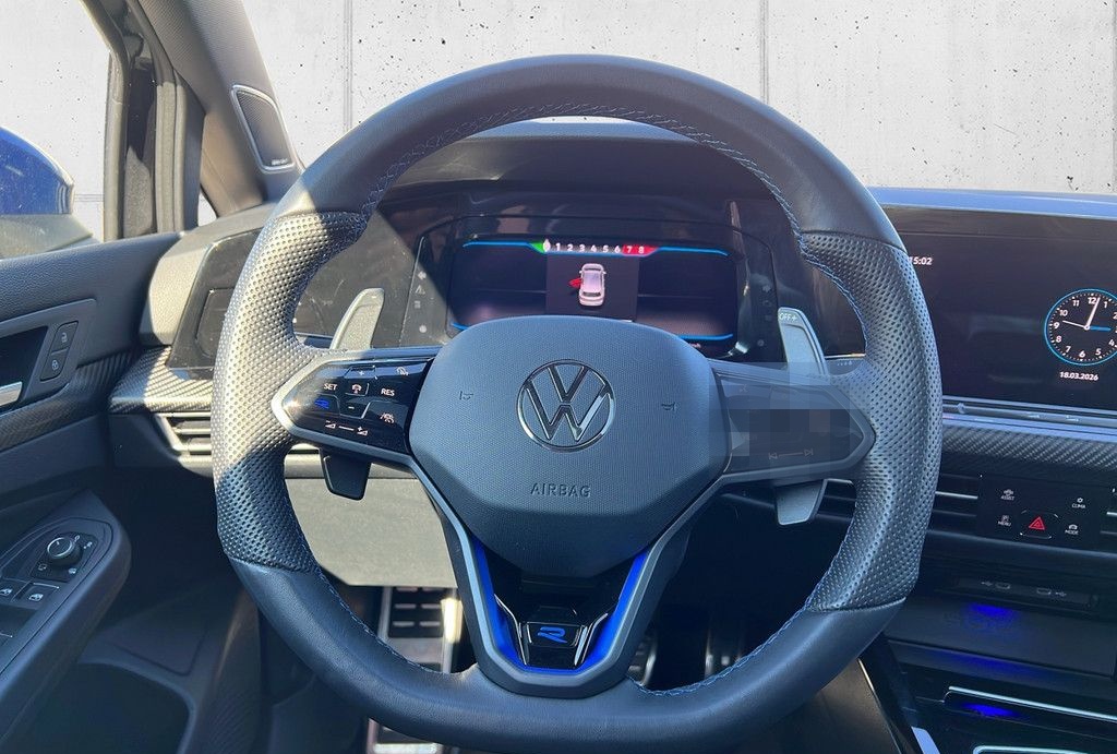 Volkswagen Golf VIII 2.0 TSI R Performance MATRIX-LED PANO foto 14