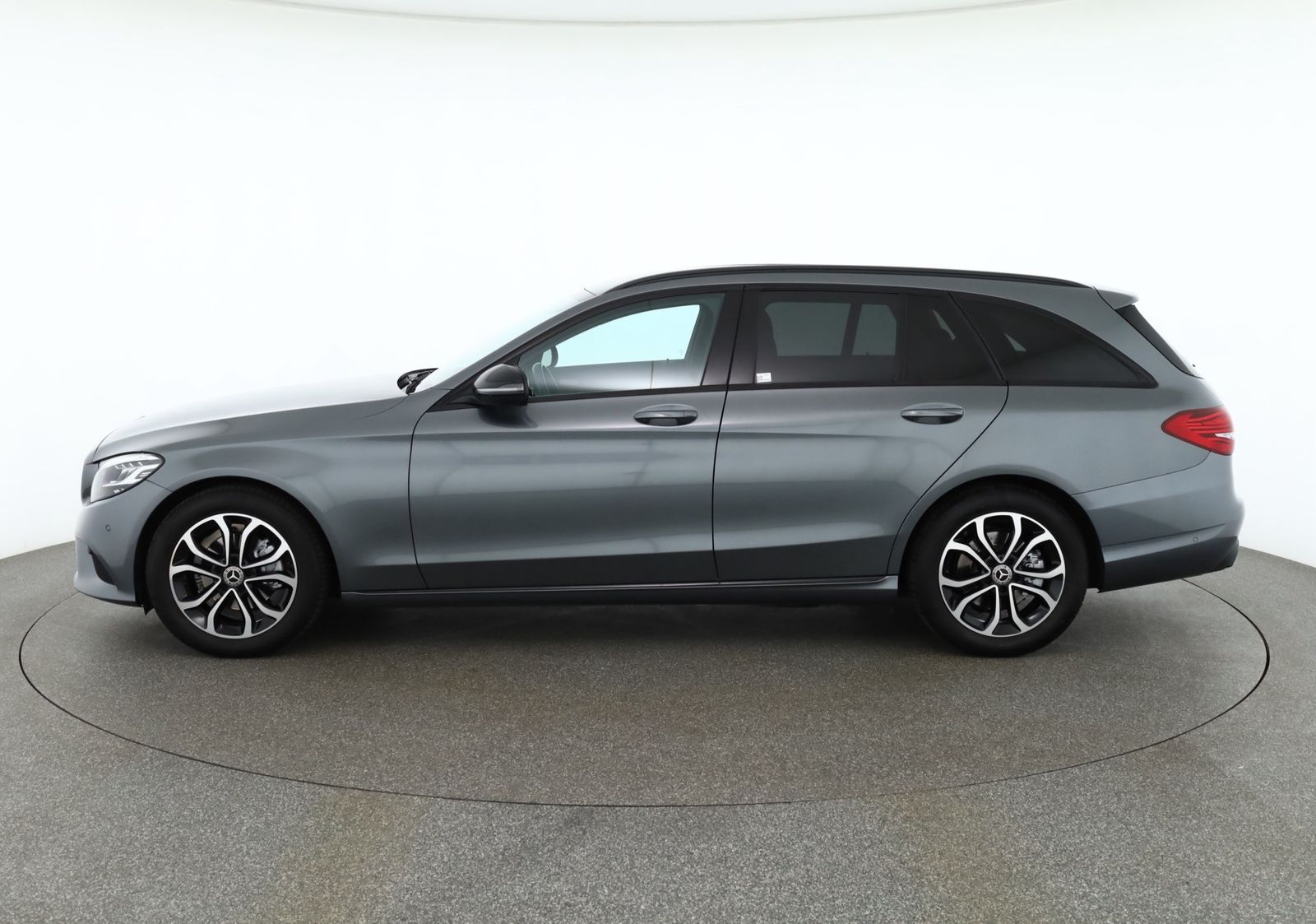 Mercedes-Benz C180 T Avantgarde LED Navi Sitzheizung Kamera foto 2