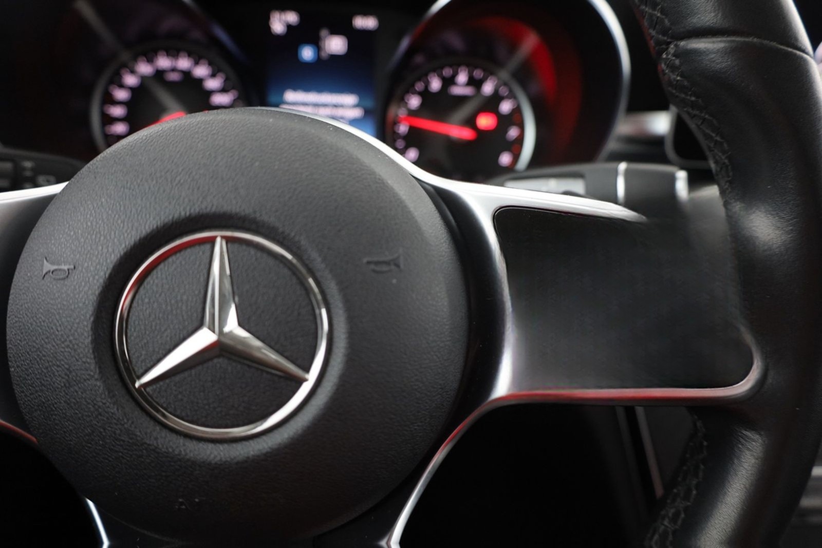 Mercedes-Benz C180 T Avantgarde LED Navi Sitzheizung Kamera foto 16