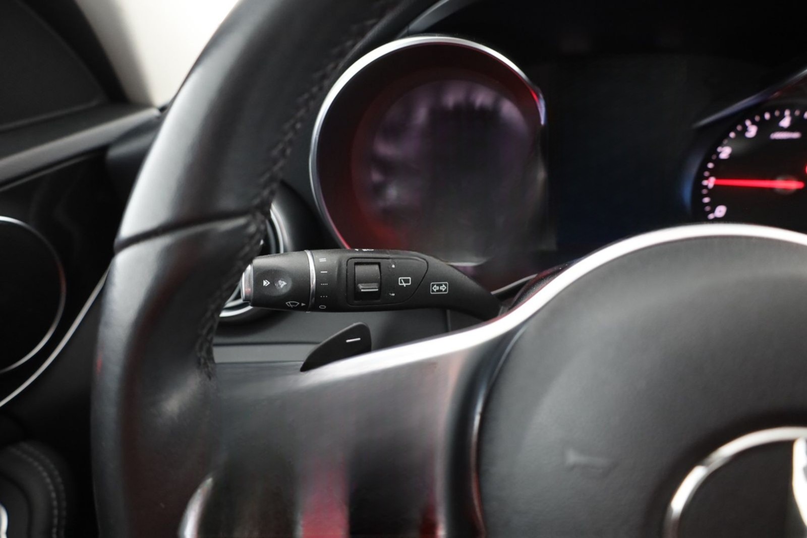 Mercedes-Benz C180 T Avantgarde LED Navi Sitzheizung Kamera foto 18