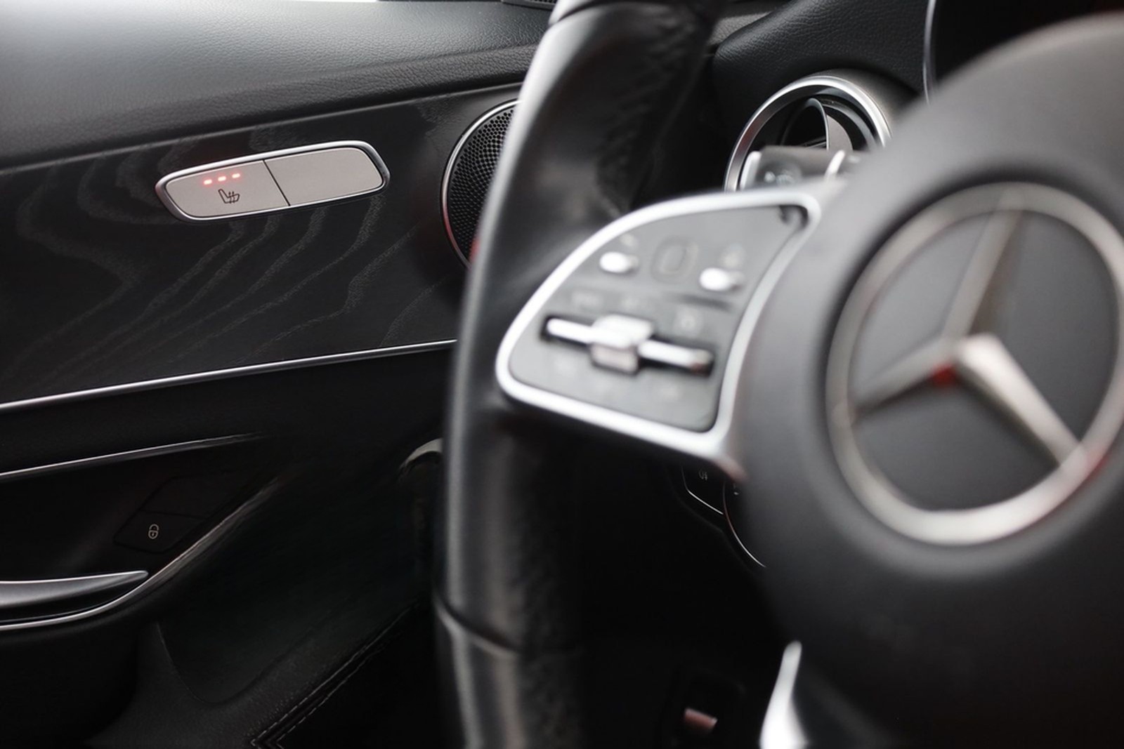 Mercedes-Benz C180 T Avantgarde LED Navi Sitzheizung Kamera foto 21