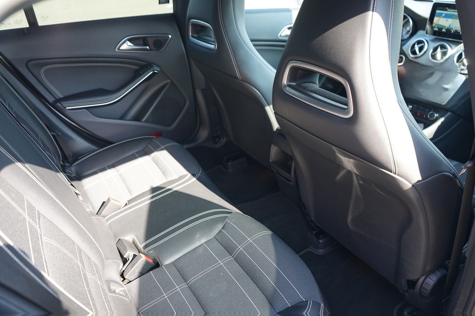 Mercedes-Benz CLA 180 SB Urban Bi-Xenon Navi Kamera foto 10