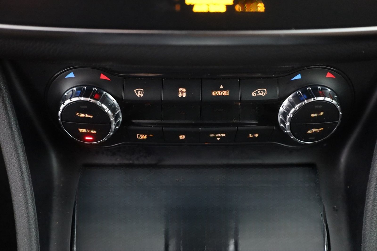 Mercedes-Benz GLA 180 AMG Line Aut. LED Navi 360° Leder PDC foto 13