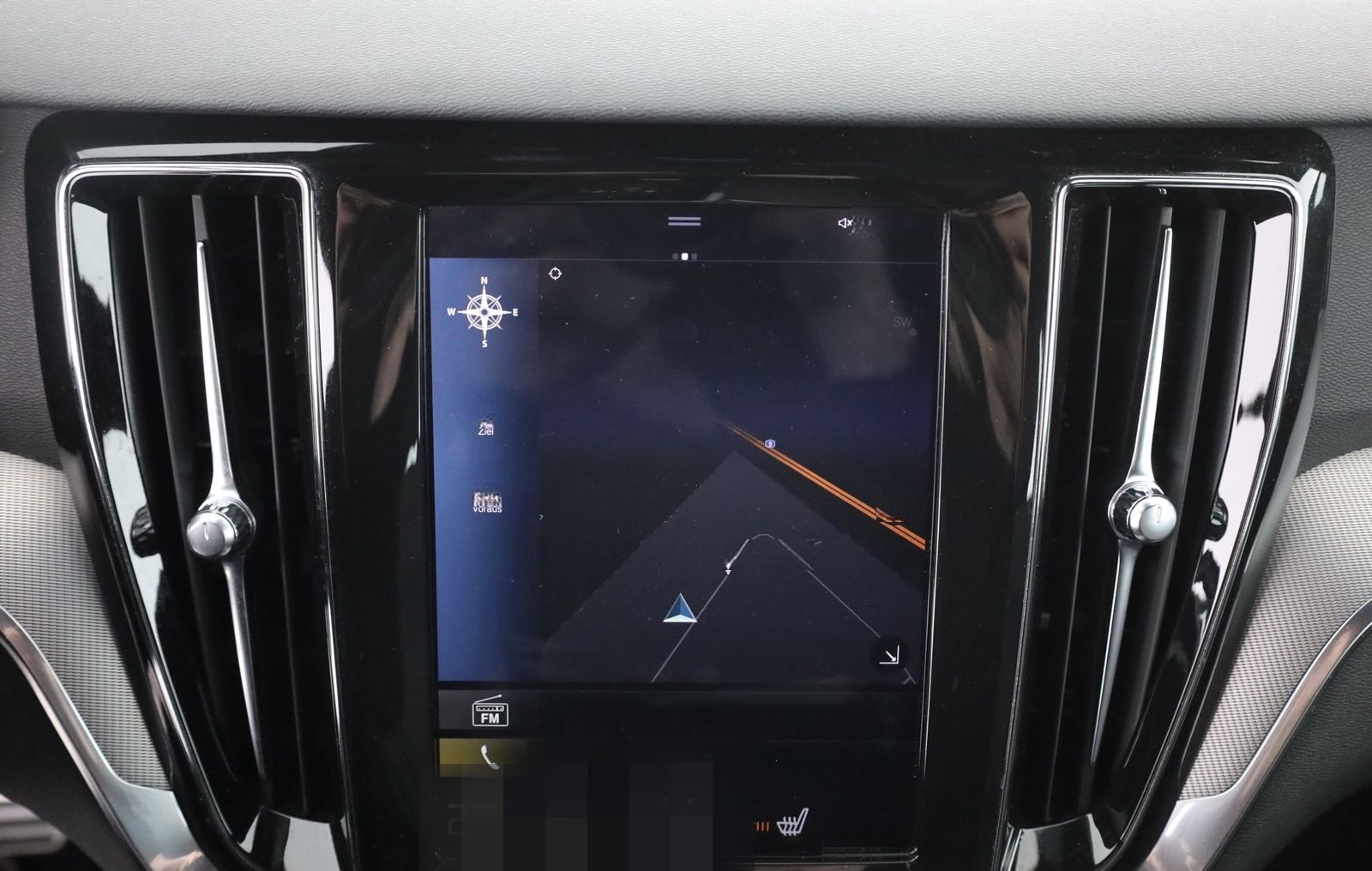 Volvo V60 Kombi 2.0 T5  R-Design LED Navi Sitzheizung foto 11