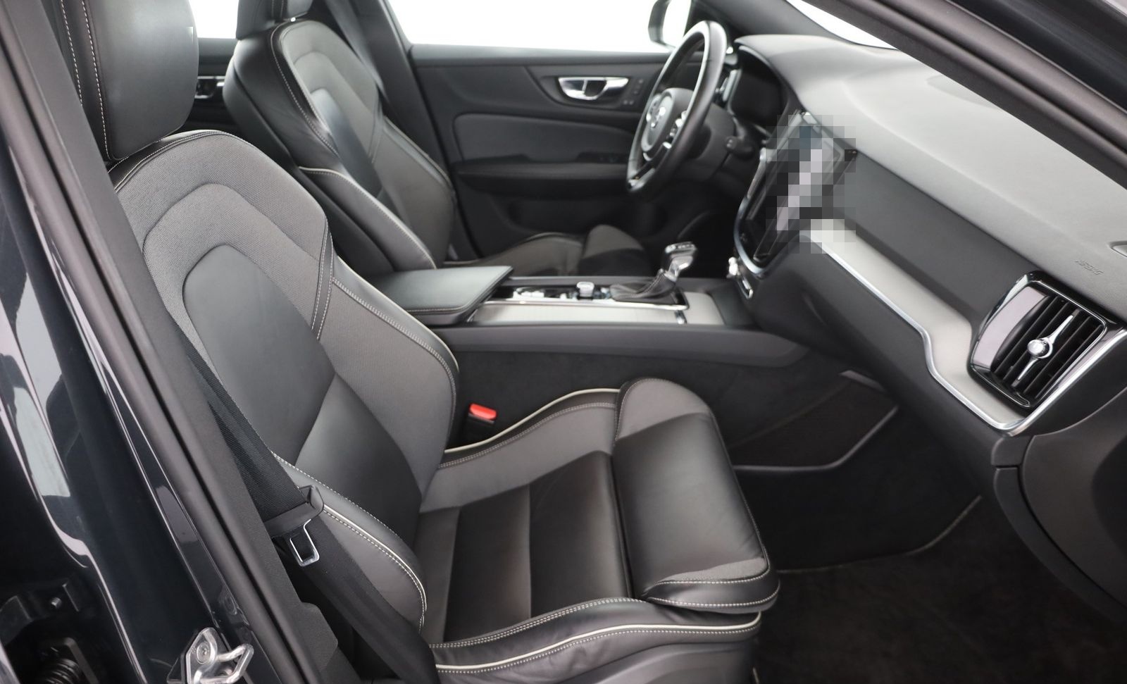 Volvo V60 Kombi 2.0 T5  R-Design LED Navi Sitzheizung foto 22