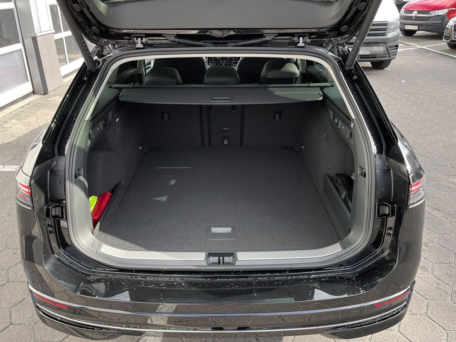 Volkswagen Passat 2.0 TDI Elegance DSG Panorama Navi LED foto 18