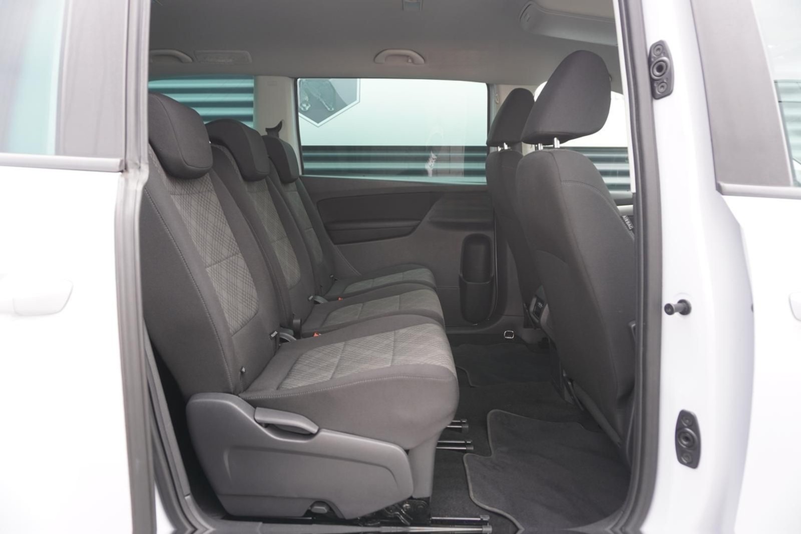 Volkswagen SHARAN 1.4 TSI DSG|7-SITZER|APPLE|NAVI|ACC|AHK foto 19
