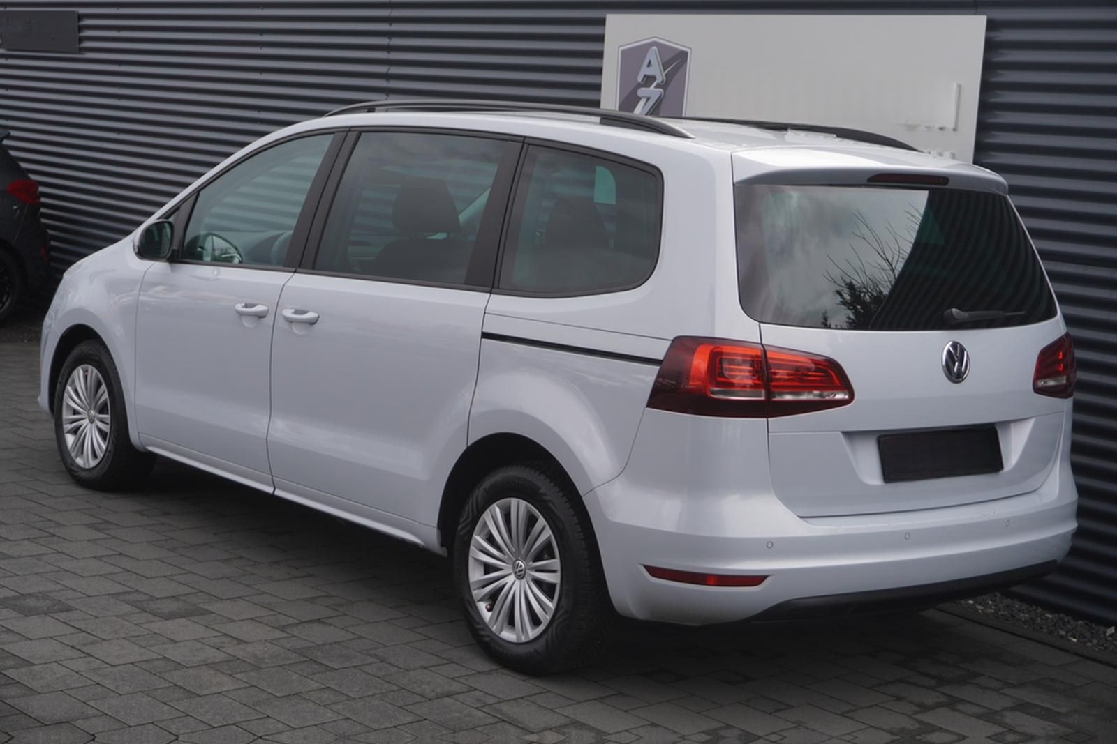 Volkswagen SHARAN 1.4 TSI DSG|7-SITZER|APPLE|NAVI|ACC|AHK foto 8