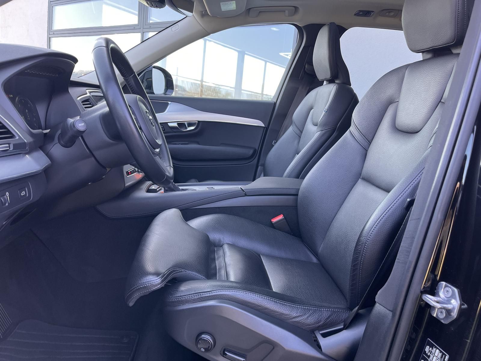 Volvo XC90 Momentum AWD//P.Dach/Leder/Navi/LED/ foto 13