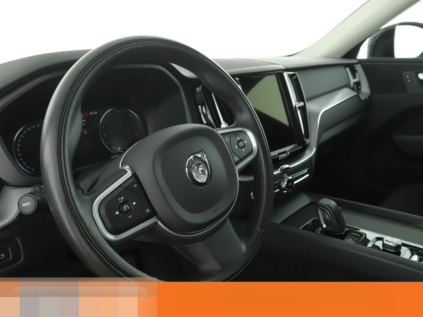 Volvo XC60 2.0 B4 Mild-Hybrid Momentum Pro 2WD Aut. foto 11